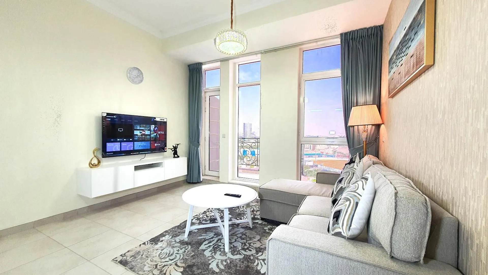 Vakantiehuis Prestigious Tower Living, Canal View, Sports Vibes, Proximity To Convenience Dubai