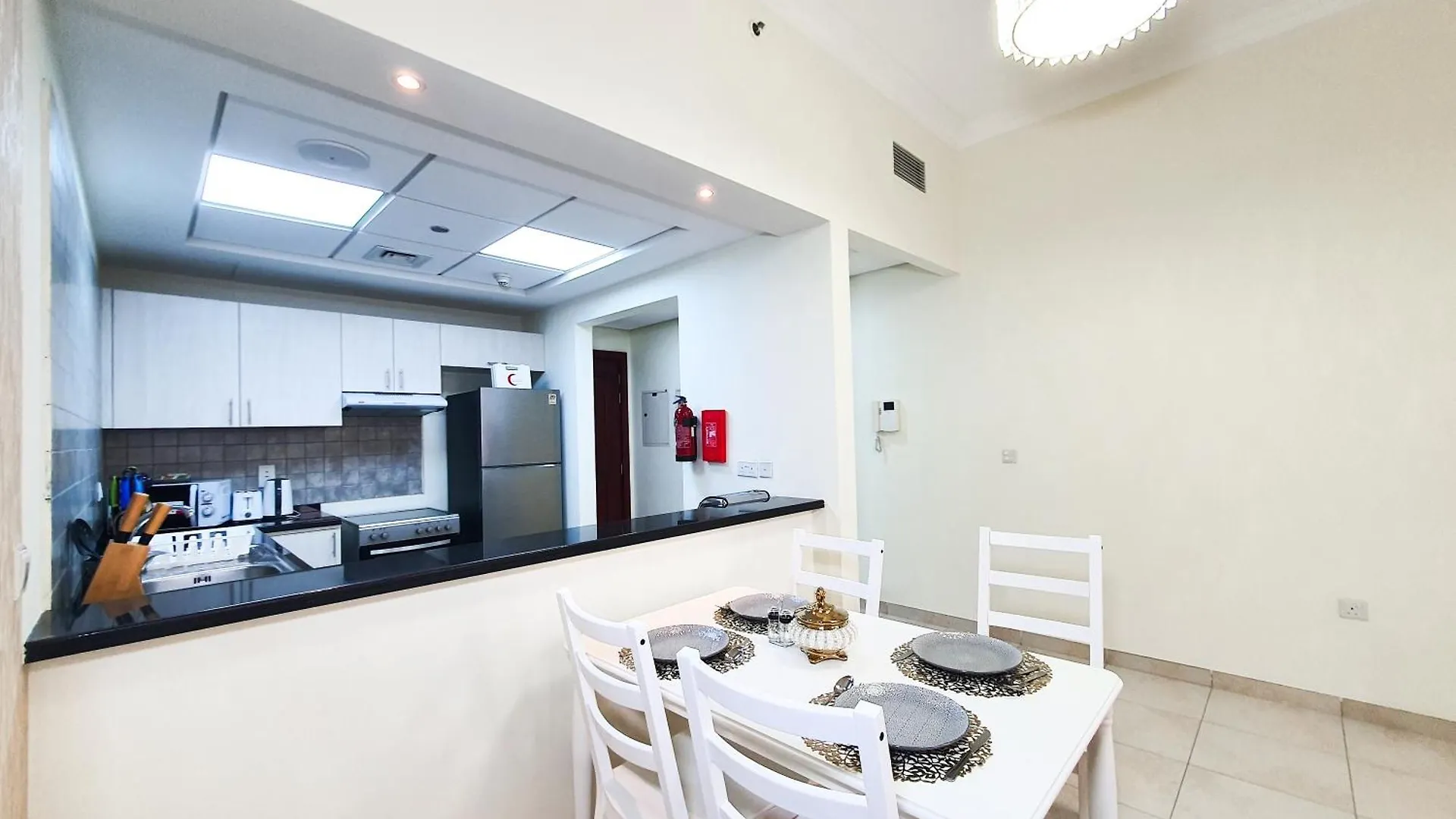Prestigious Tower Living, Canal View, Sports Vibes, Proximity To Convenience Dubai Vakantiehuis
